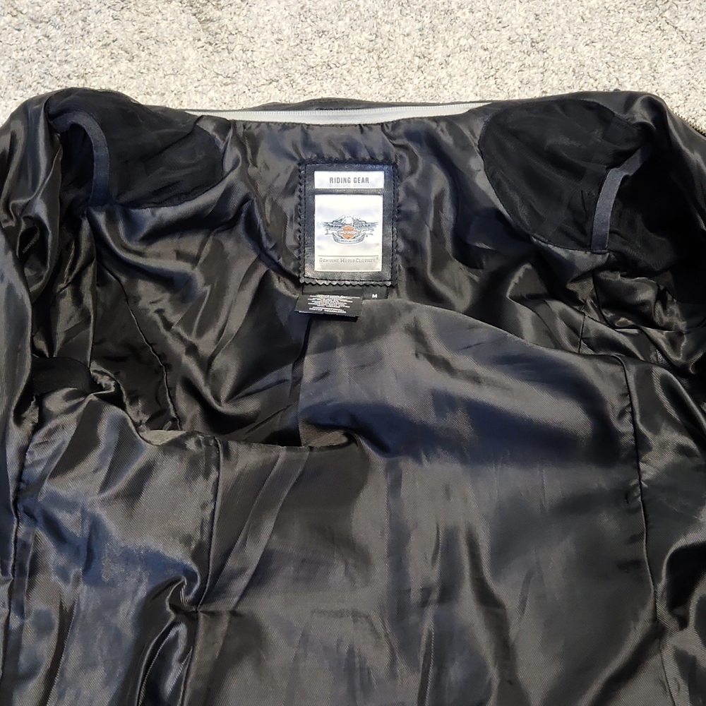 Harley Davidson Leather Riding Jacket - Picture 9 of 10